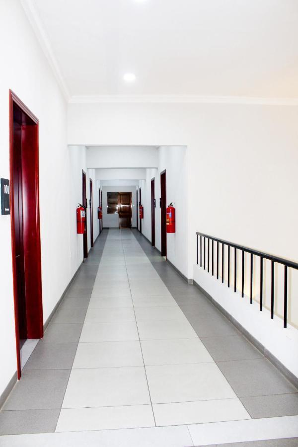 Ixoras Hotel Kinshasa Exterior foto